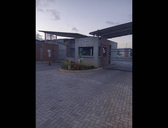 2 BEDROOM APARTMENT FOR SALE IN RYNFIELD